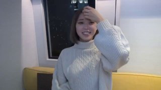 国产AV 皇家华人 RAS0147 诱人情色小野猫抚媚登场 徐婕